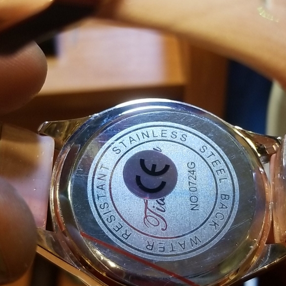 Watch - Picture 4 of 4